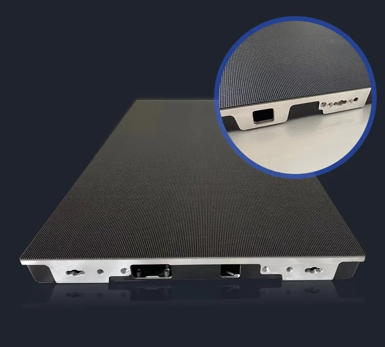 Die-cast aluminum body